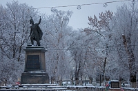 Памятник Платову и сквер перед Атаманским дворцом