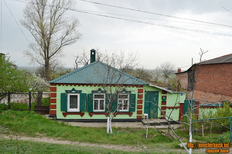 Новочеркасск: Ул. Кавказская,  175