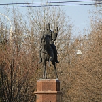 Памятник Платову на Платовском проспекте