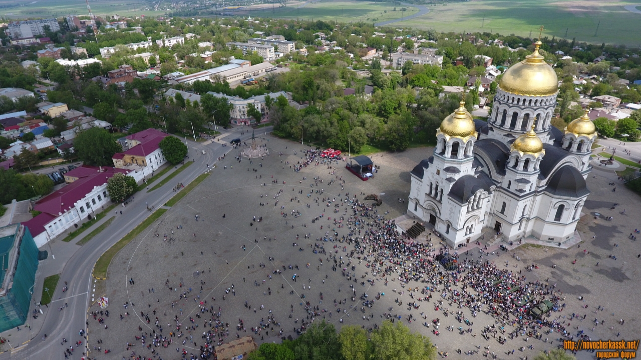 Новочеркасск: Площадь Ермака на День Победы - 2017