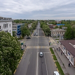 Улица Московская. Вид в сторону Платовского, пересечение с Просвещения