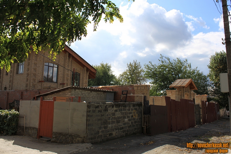 Новочеркасск: Улица Александровская, 139