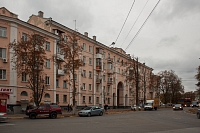 Дом с аркой на пл. Троицкой
