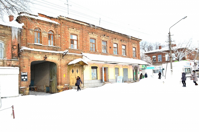 Новочеркасск: Проспект Платовский, 126