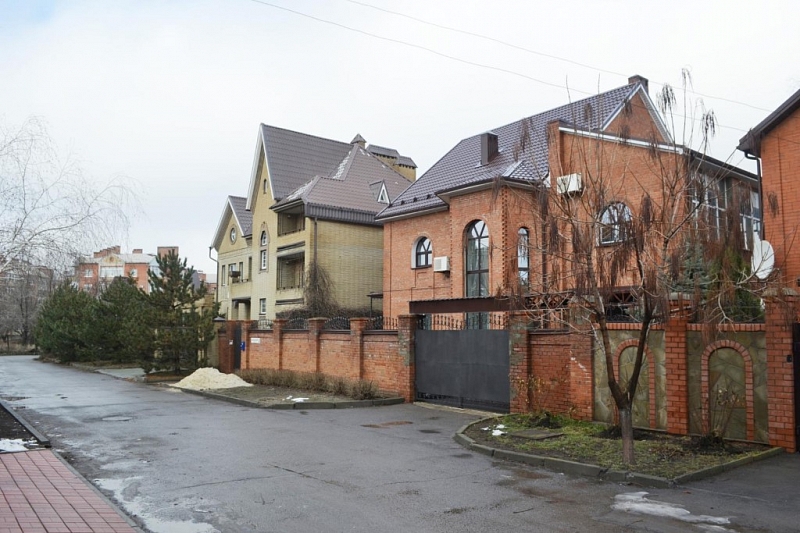 Новочеркасск: Пер. Багаевский, 1, 2