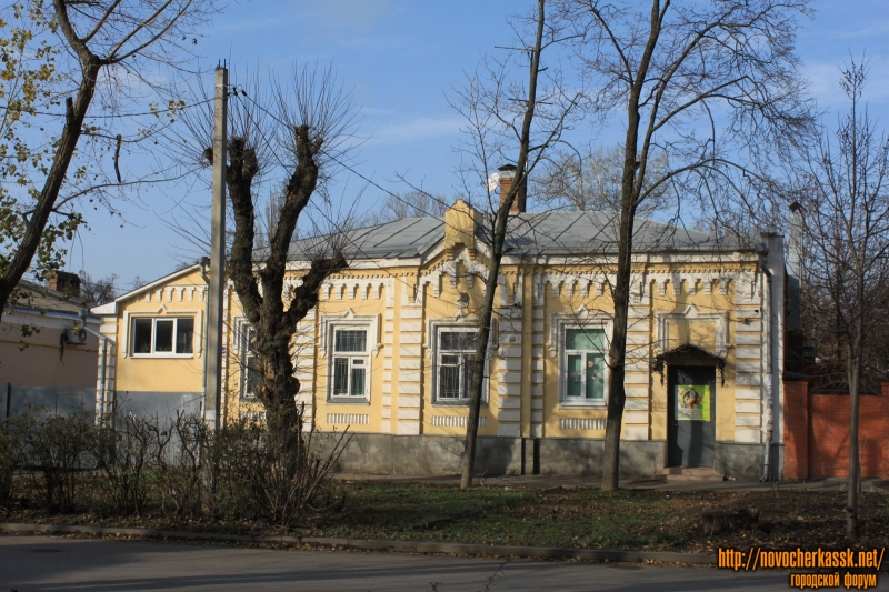 Новочеркасск: Улица Просвещения, 100