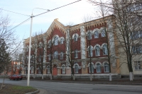 Бывшее здание Духовной семинарии. Проспект Платовский