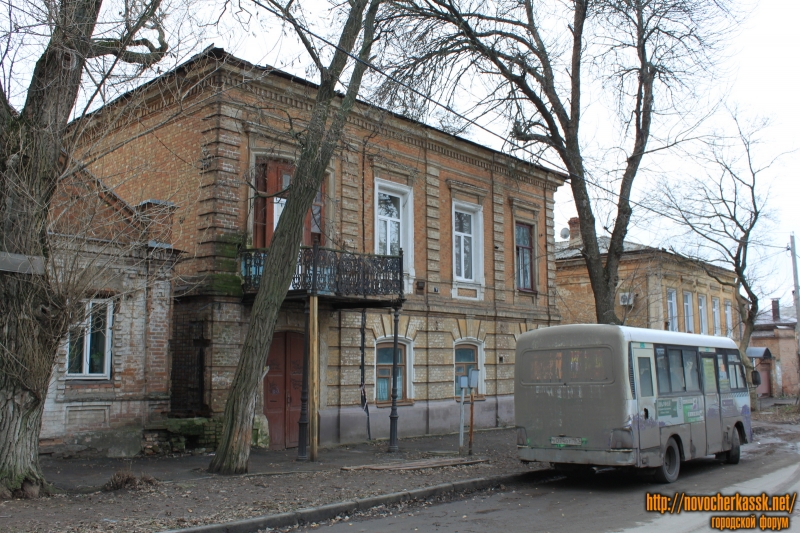 Новочеркасск: Улица имени генерала Лебедя, 7