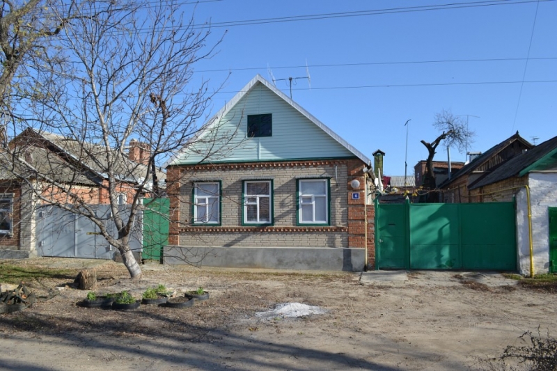 Новочеркасск: Ул. Кирпичная, 6
