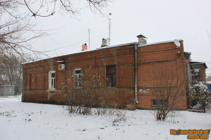 Новочеркасск: Проспект Баклановский, 75 / ул. Кривошлыкова, 8