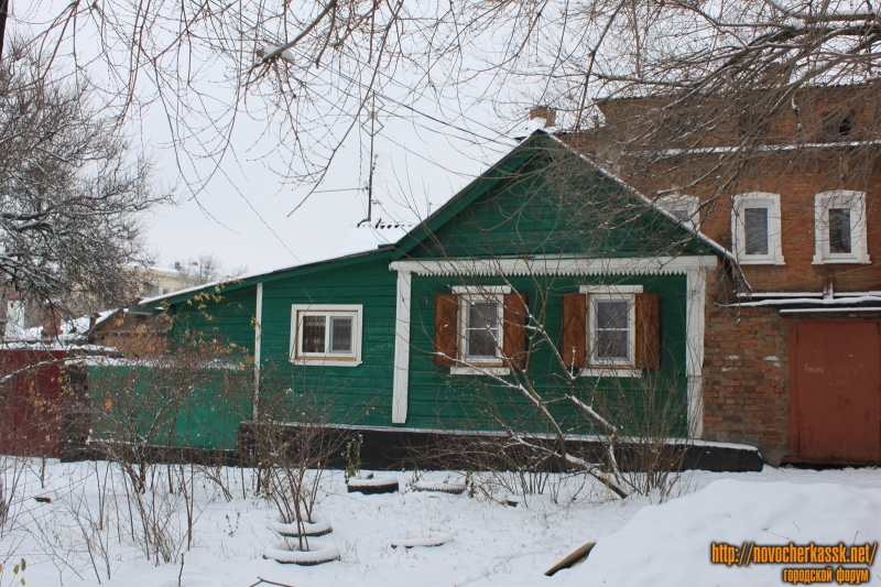 Новочеркасск: Переулок Галины Петровой, 3
