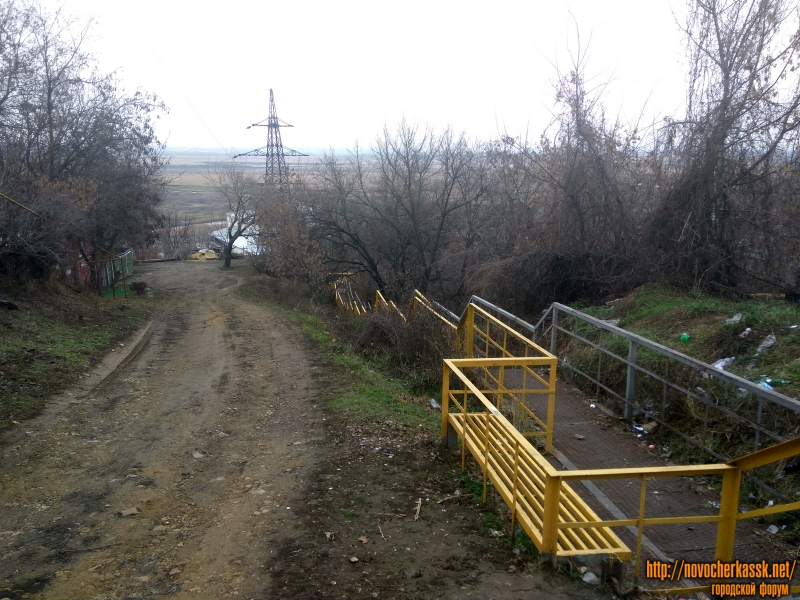 Новочеркасск: Лестница на проспекте Платовском