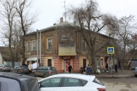 Улица Думенко, 2 / улица Орджоникидзе