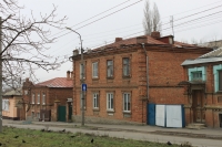 Улица Крылова, 16, 18