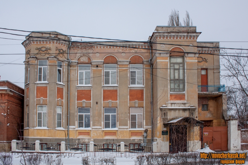 Новочеркасск: Улица Просвещения, 120