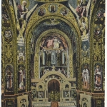 «Внутри кафедрального собора»