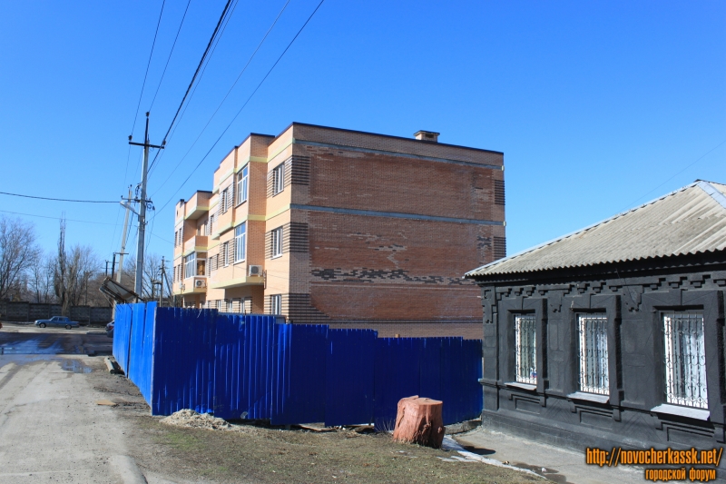 Новочеркасск: Продолжение строительства по адресу ул. Щорса, 198, 200