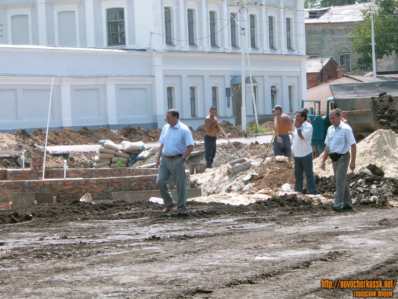 Новочеркасск: Реконструкция дворцовой площади