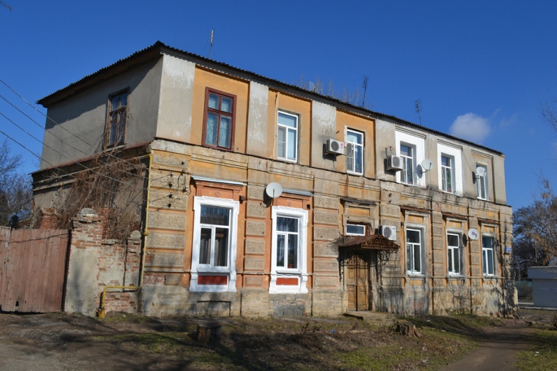 Новочеркасск: Проспект Платовский, дом № 40/ул.Фрунзе 1