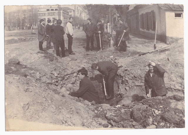 Новочеркасск: Улица Бакунина. В районе дома №63, 65