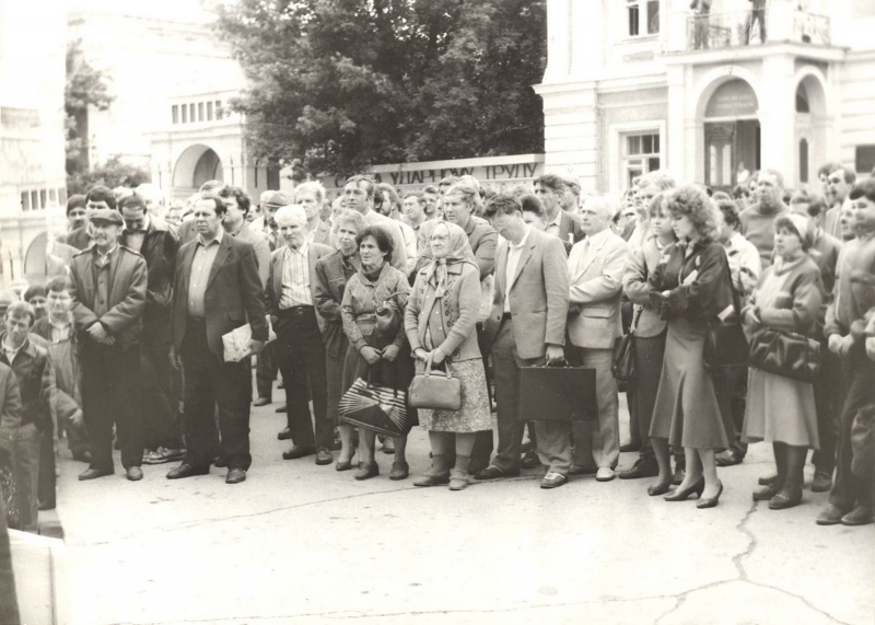 Новочеркасск: «День памяти» в Новочеркасске. Траурный митинг 2 июня 1991 г.