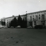 Здание Атаманского дворца, бывшего здания ГК КПСС. 1990 год