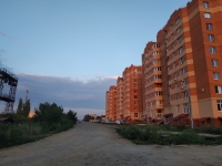 Улица Буденновская. Вид с переулка Цимлянского. Справа - ЖК «Магнитный»