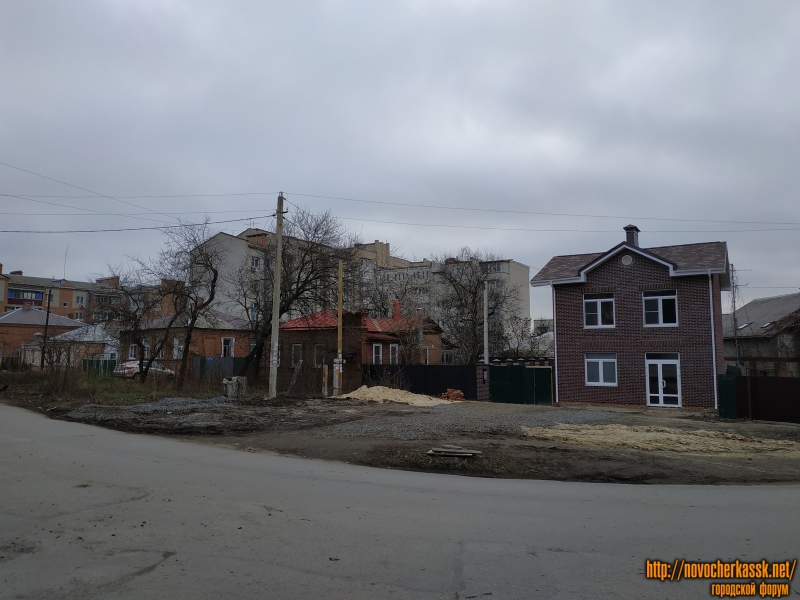 Новочеркасск: Улица Энгельса, 59, 57, 55