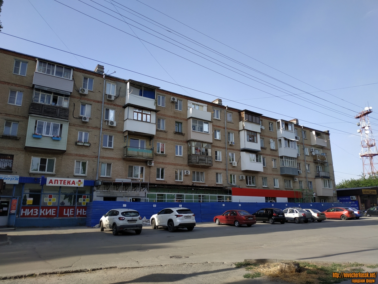 Новочеркасск: Улица Народная, 62. Замена магазина «Пятерочка» магазином «Магнит»