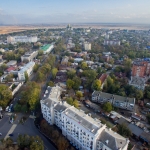 Вид на центральную часть города с площади Троицкой