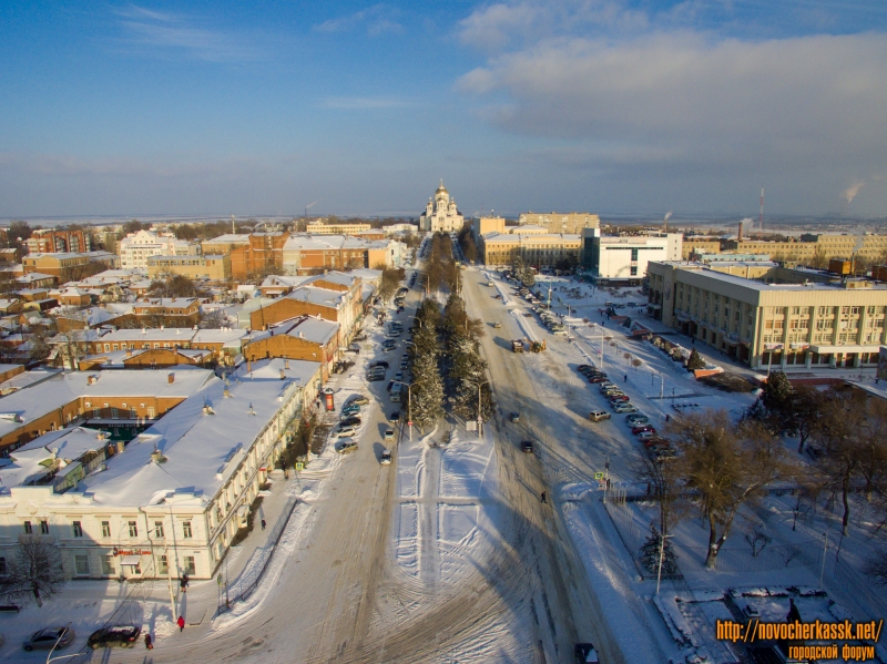 Новочеркасск: Центр города. Вид на Платовский проспект и собор