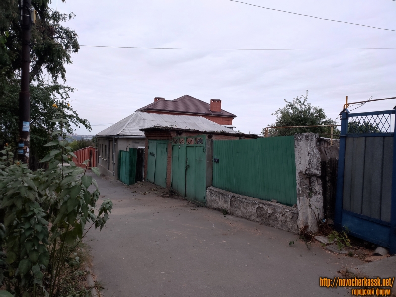 Новочеркасск: Улица Ленгника, 28
