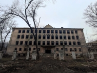 Корпус заброшенной поликлиники на Соцгороде. Улица Гвардейская/Беляева