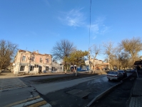 Улица Дубовского. Вид с улицы Московской. Слева - Дубовского, 30