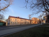 Проспект Ермака, 52