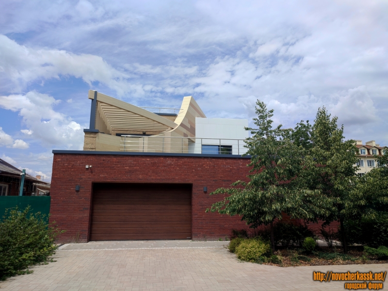 Новочеркасск: Улица Бакунина, 78