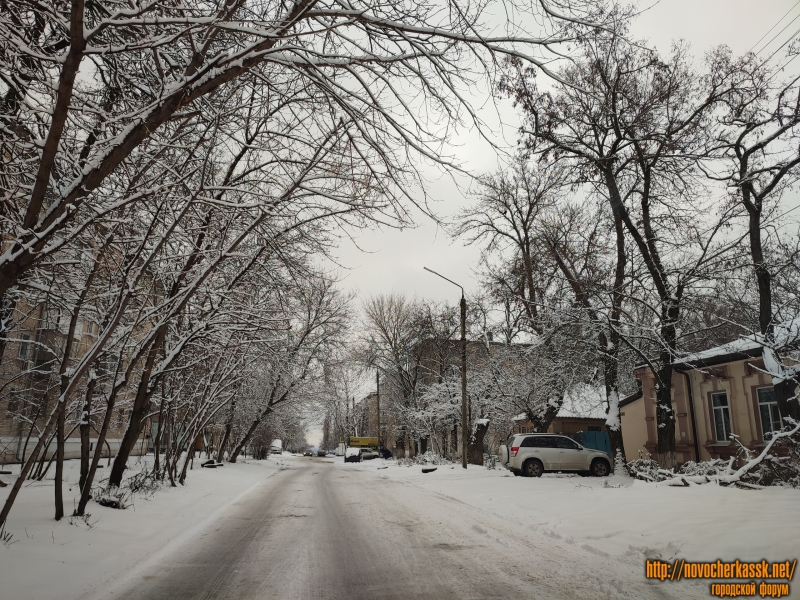 Новочеркасск: Улица Ларина