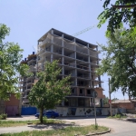 Строительство ЖК «Лебедь». Вид с улицы Комитетской