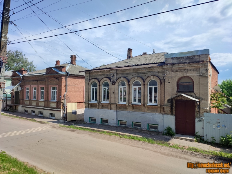 Новочеркасск: Дома по улице Александровской, 89