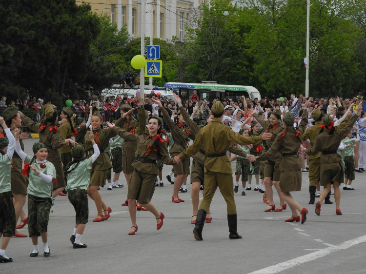 Парад 9 мая 2015 года в Новочеркасске