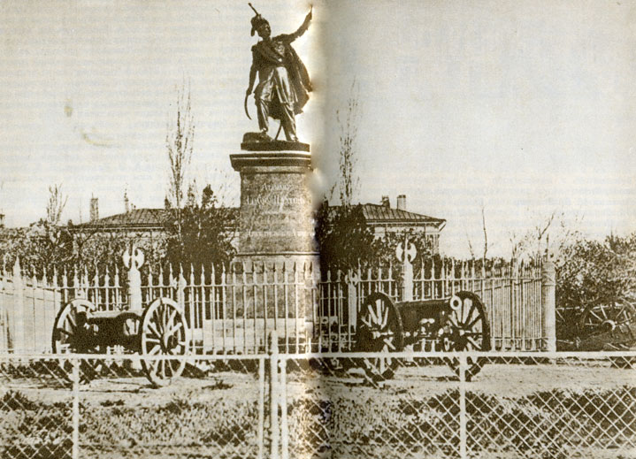 Памятник Платову